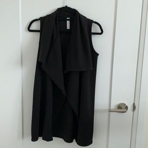 Seven sisters long vest - M store
